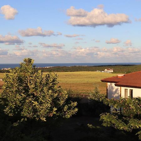 Vis Velika Bed & Breakfast Екстериор снимка