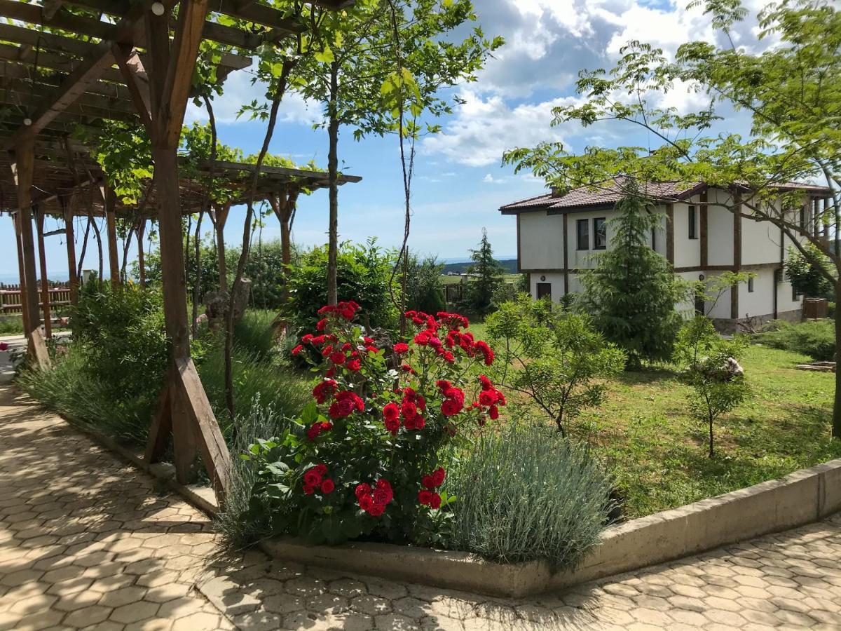 Vis Velika Bed & Breakfast Екстериор снимка