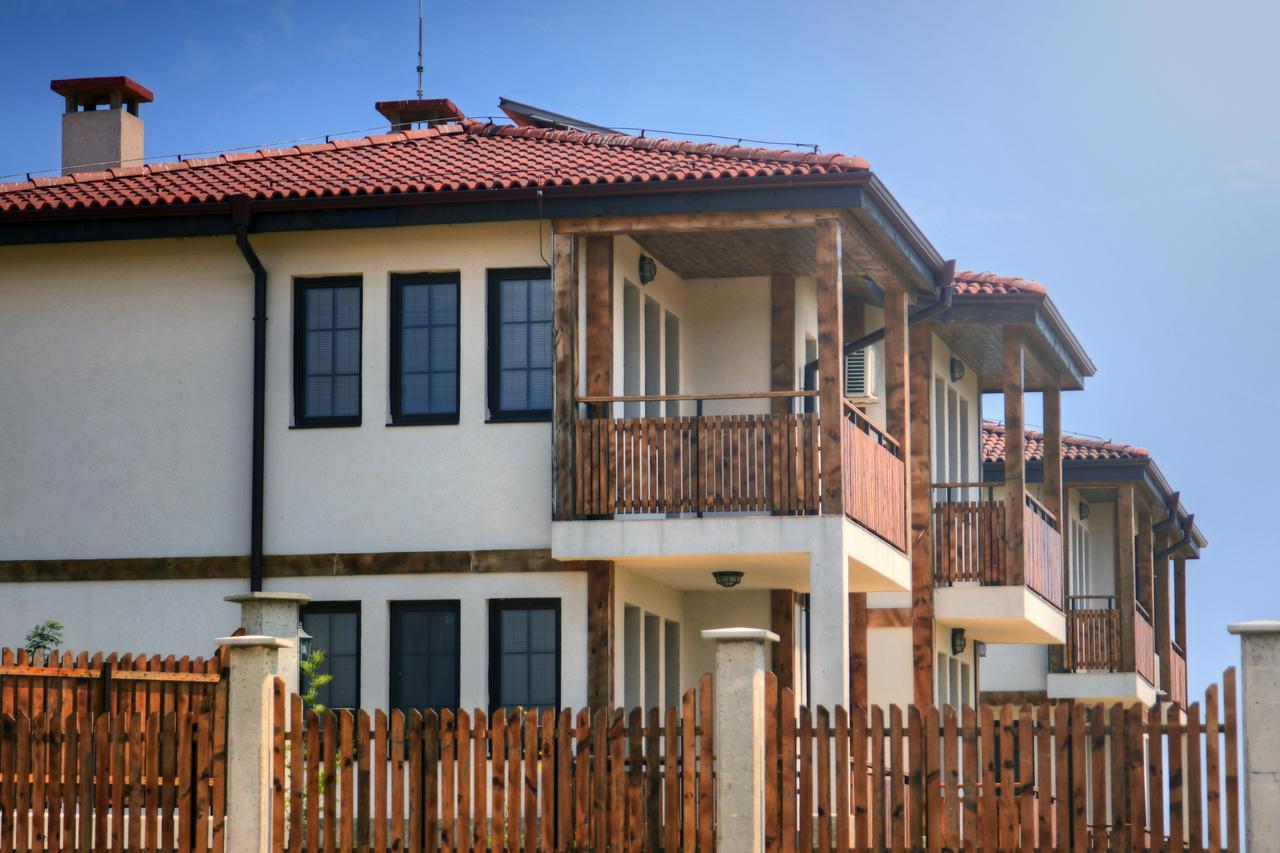 Vis Velika Bed & Breakfast Екстериор снимка