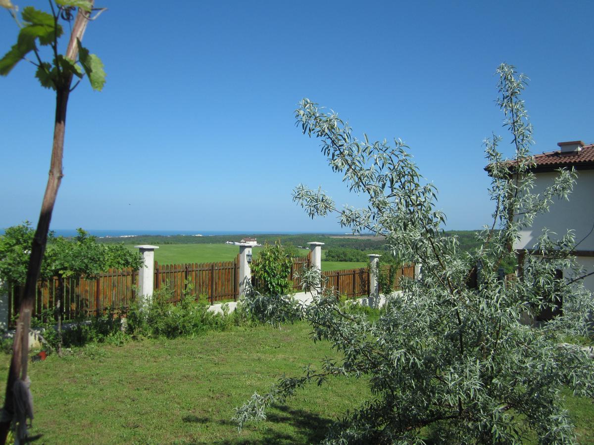 Vis Velika Bed & Breakfast Екстериор снимка